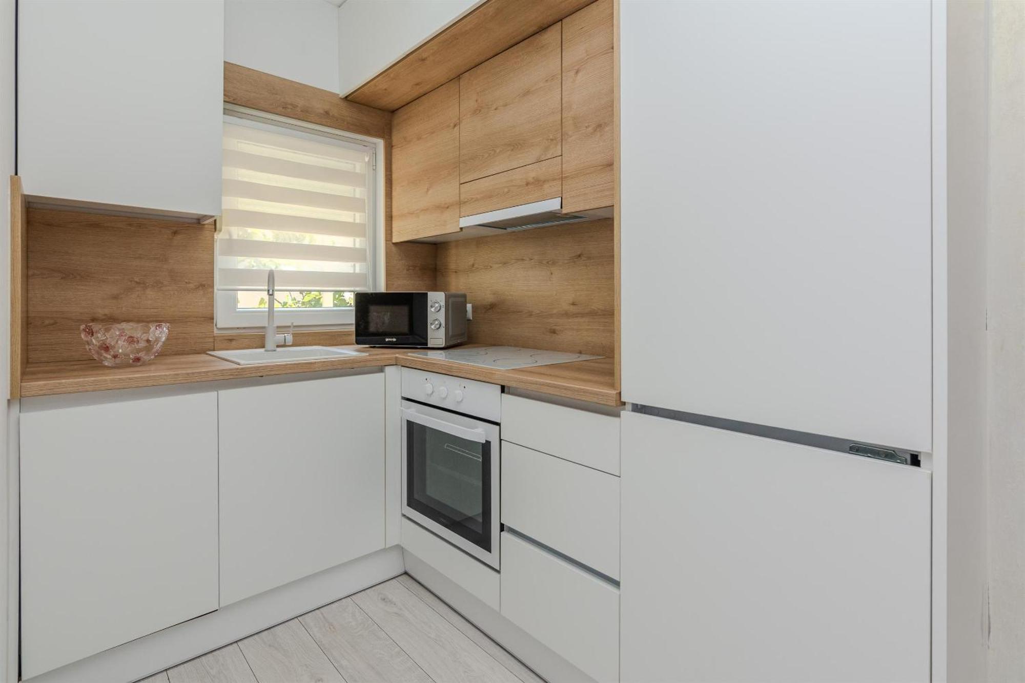 Apartments Lucica วีร์ ภายนอก รูปภาพ