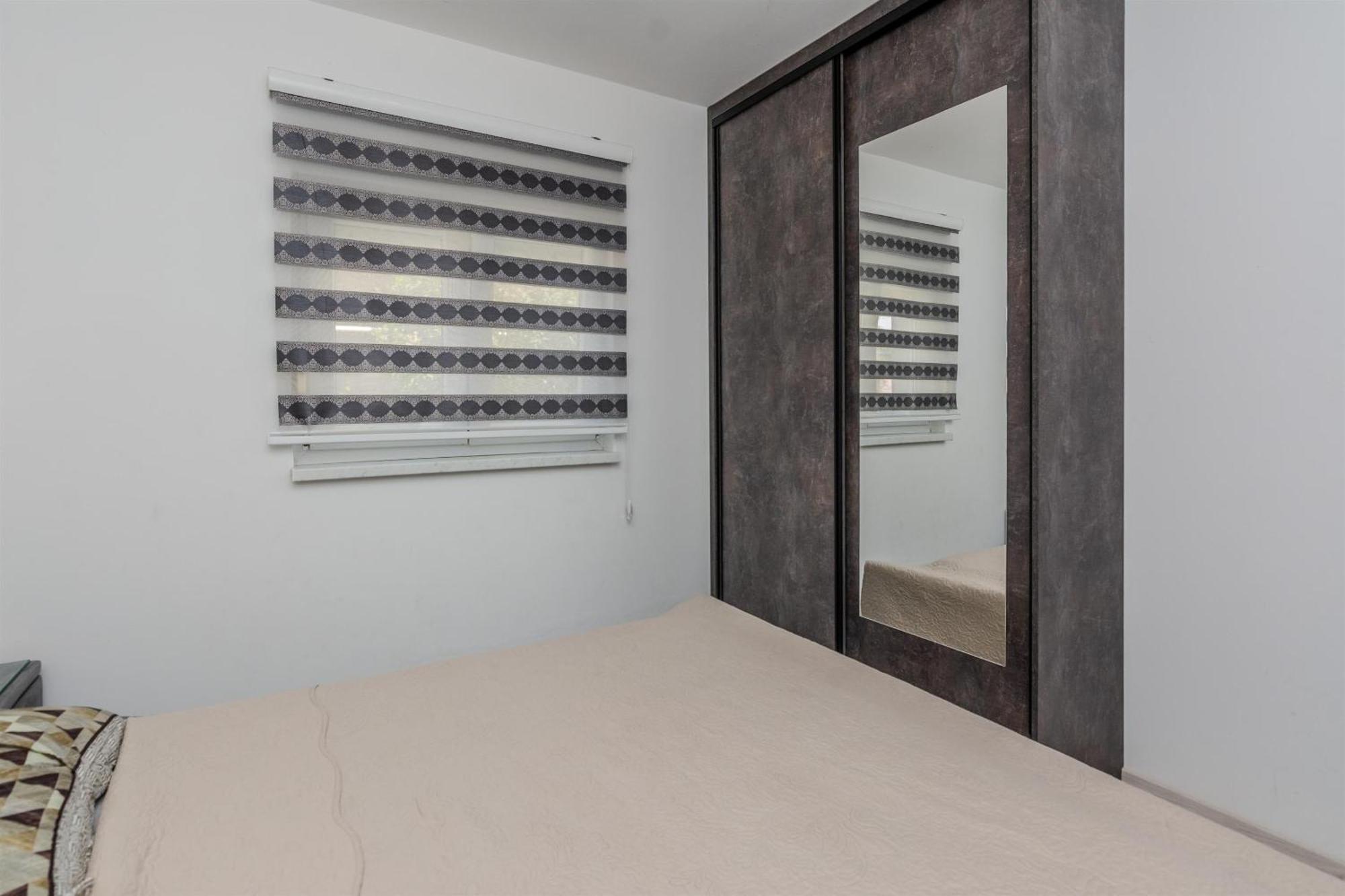 Apartments Lucica วีร์ ภายนอก รูปภาพ
